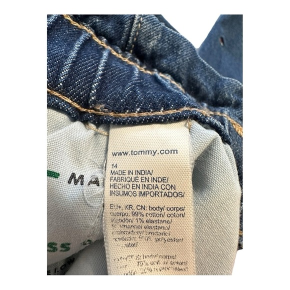 Tommy Hilfiger High Rise Paper Bag Style Mom Jeans With  Embroidery - Size 14 - Picture 9 of 16